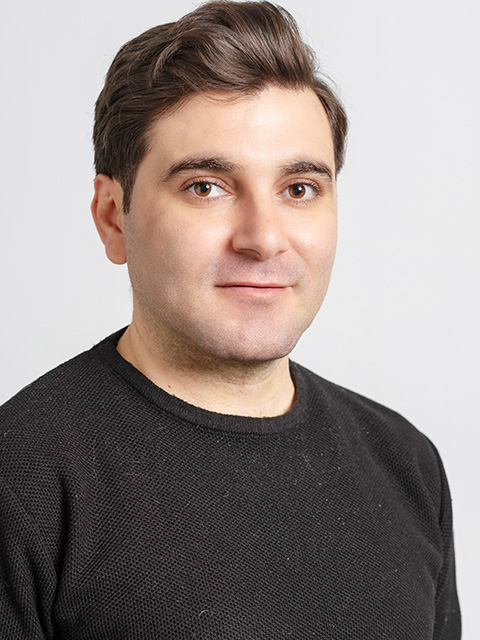 Portrait photograph of staff member, Alireza Habibi